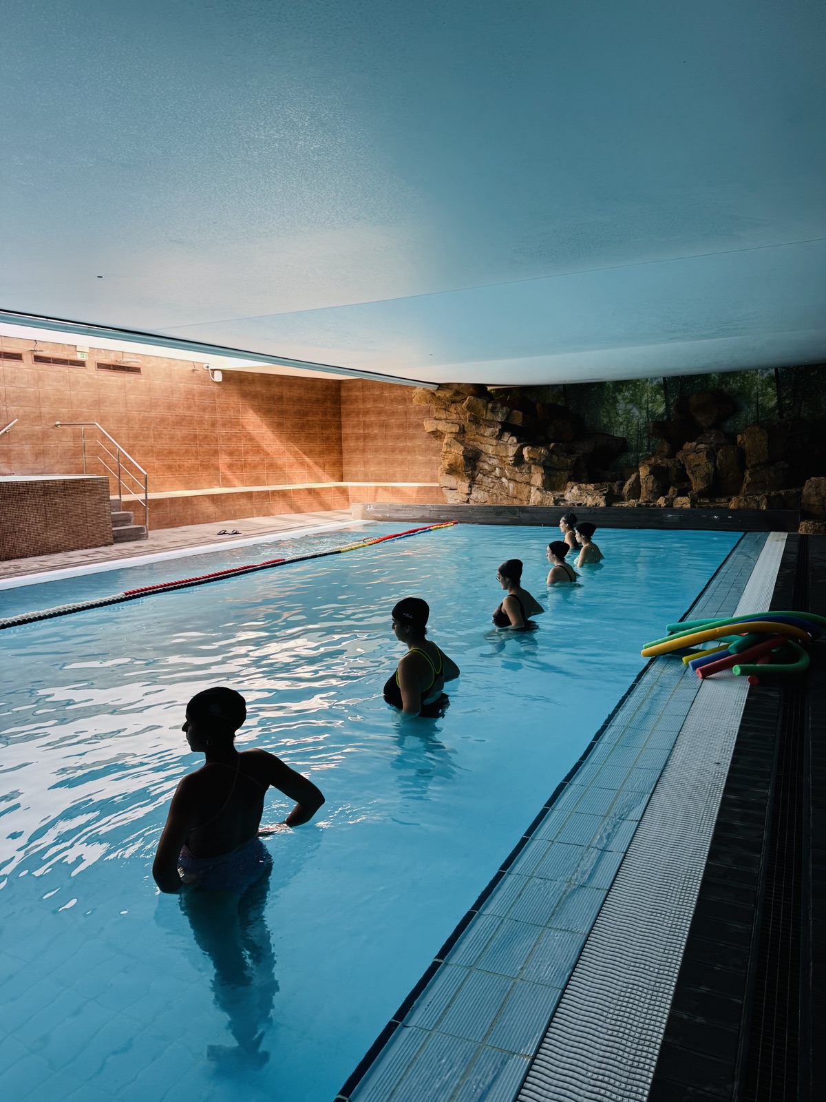 Sessão de aquablooming na piscina